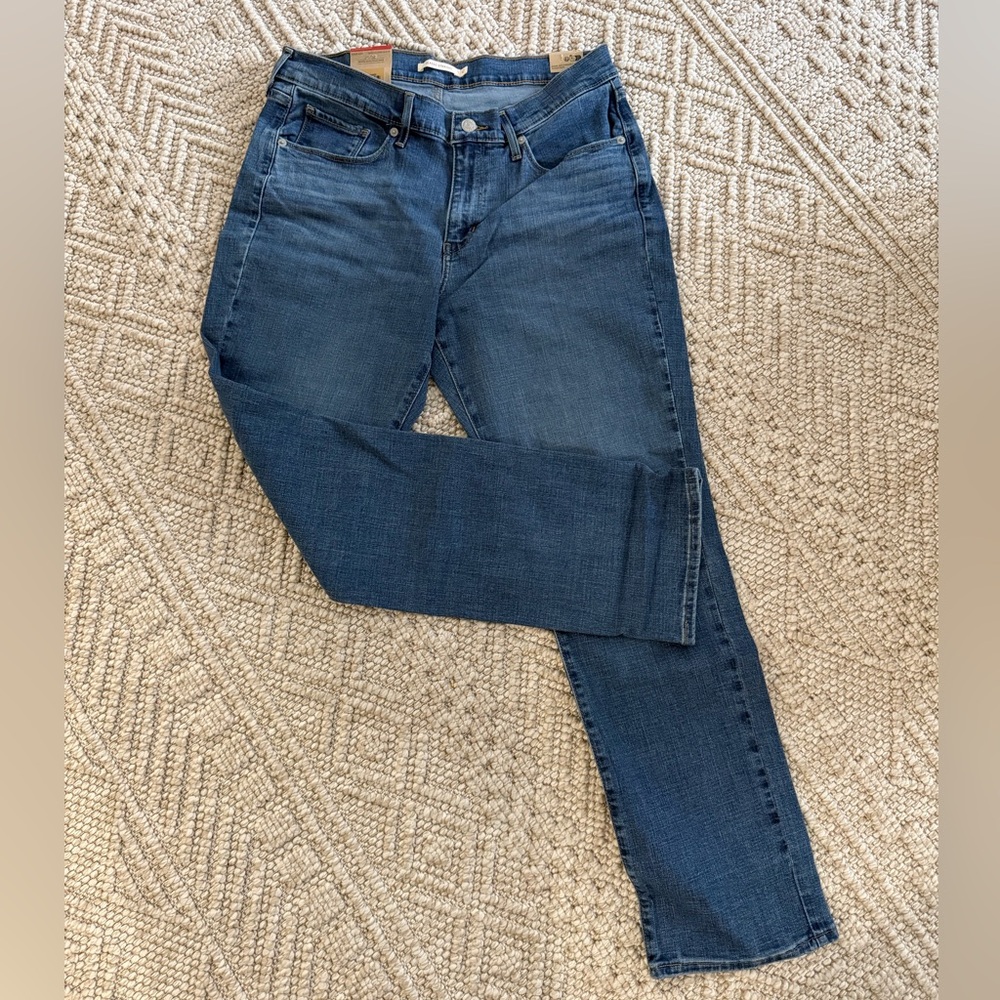 Levi's Women's Classic Mid-Rise Jeans